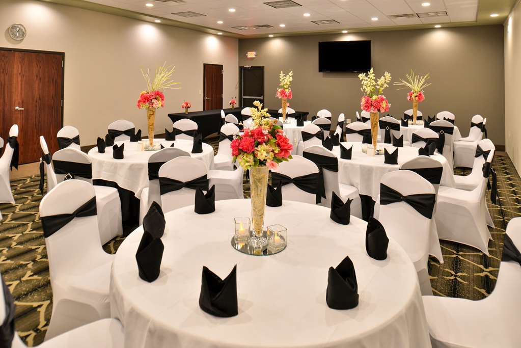 Cottonwood Inn And Conference Center South Sioux City Konforlar fotoğraf